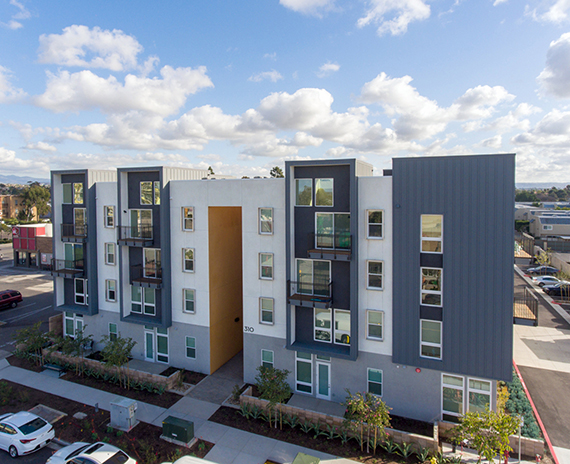 Azul Chula Vista